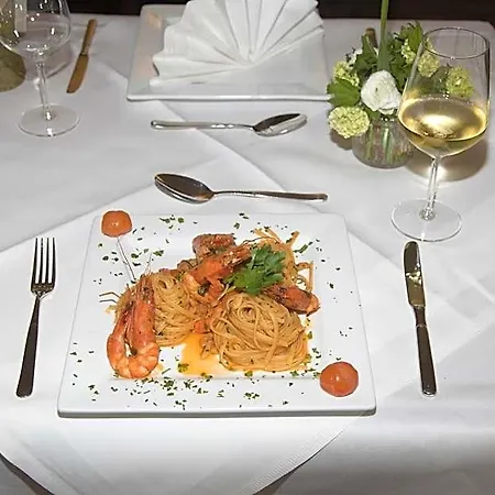 Landgasthof-hotel Zur Linde 3* Großenlüder