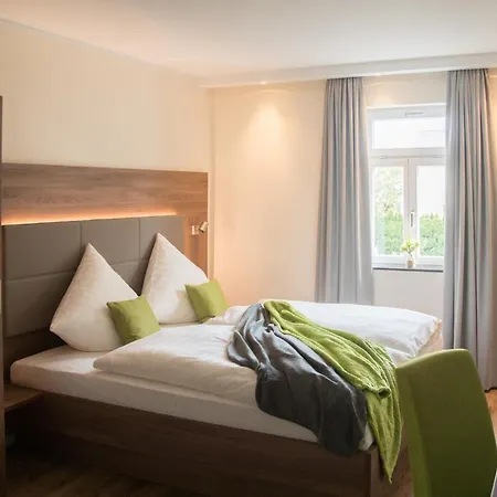 Landgasthof-hotel Zur Linde 3*