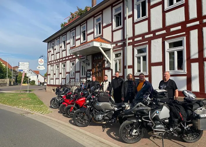 Landgasthof-hotel Zur Linde 宾馆