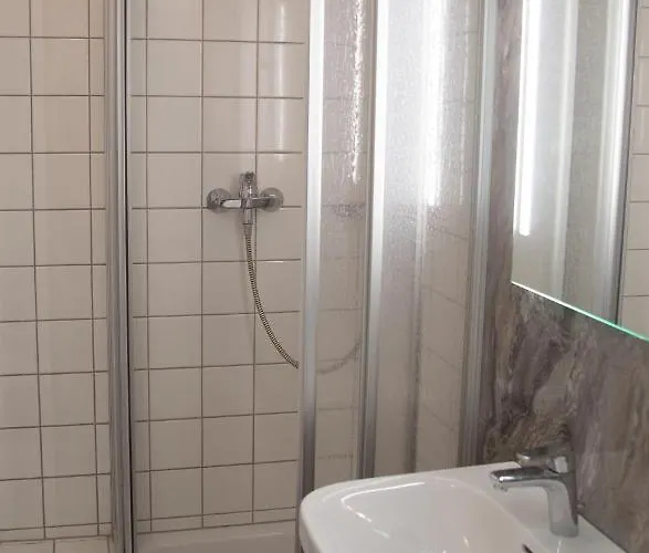 Gasthof Landgasthof-hotel Zur Linde Großenlüder