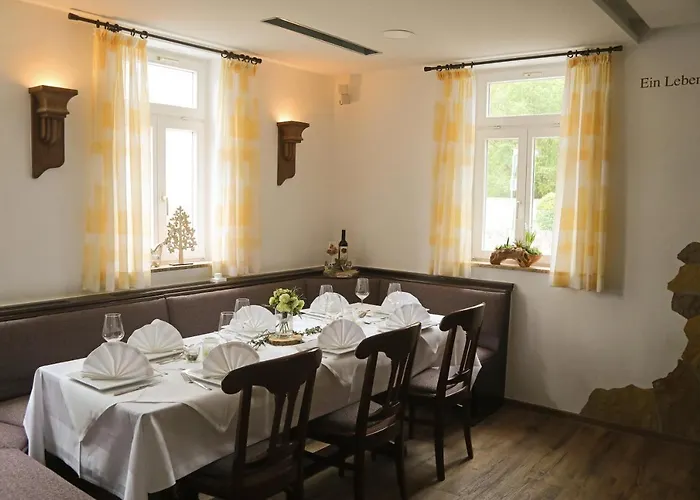 宾馆 Landgasthof-hotel Zur Linde